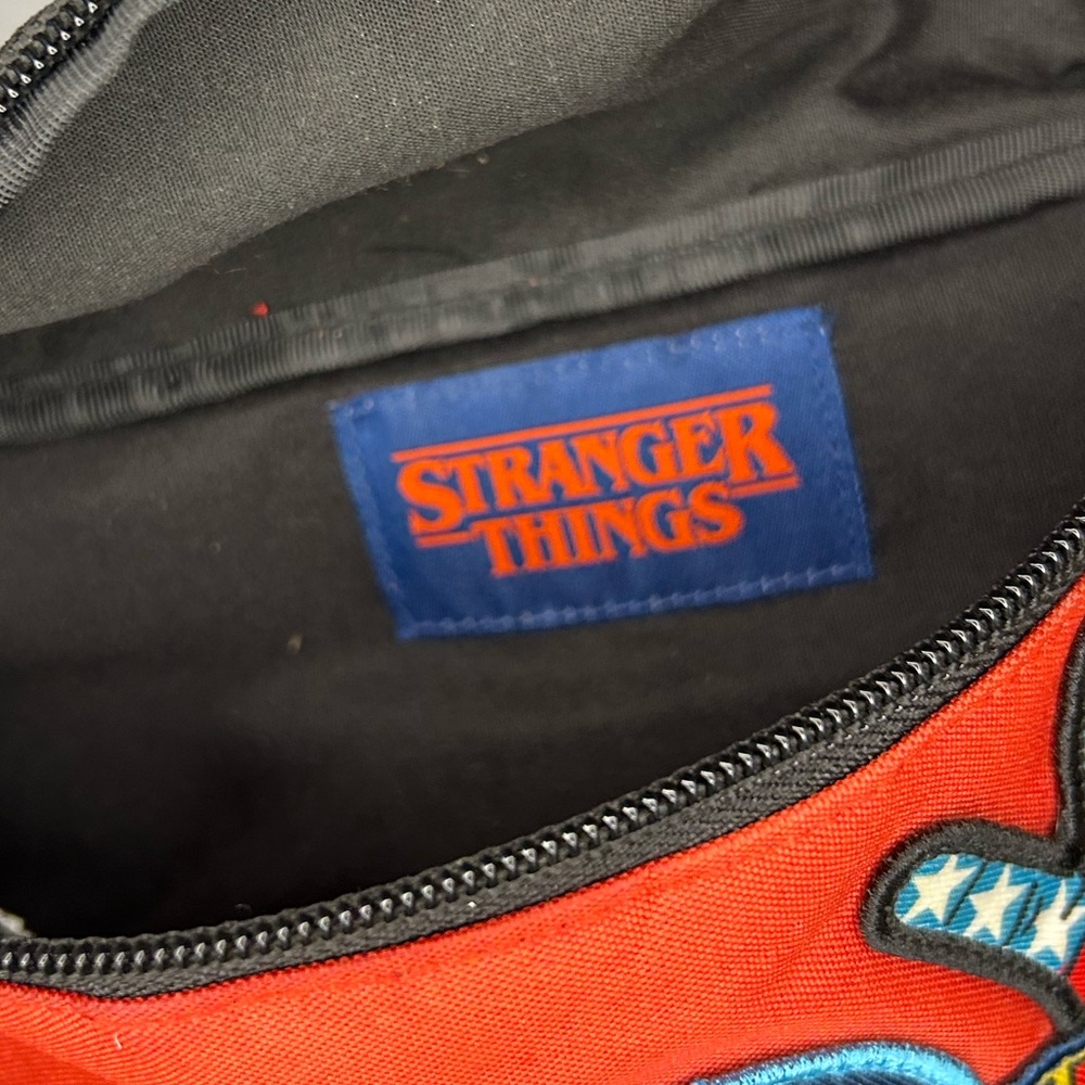 Funko Stranger Things Fanny Pack - Picture 2 of 7
